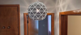 Cozy 2BR in Winnipeg. Near airport, food, bus, hospital. Home away from home.