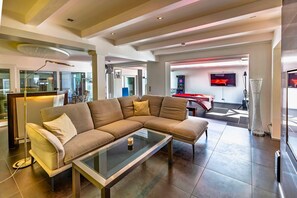 Apartment | Living room