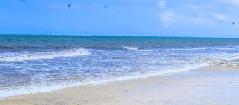 Bahari Moja, 1-bedroom apartment in Mombasa Nyali with AC and Swimming pool