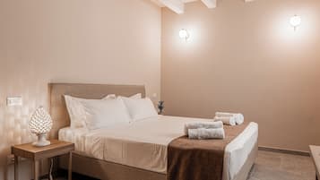 Iron/ironing board, internet, bed sheets