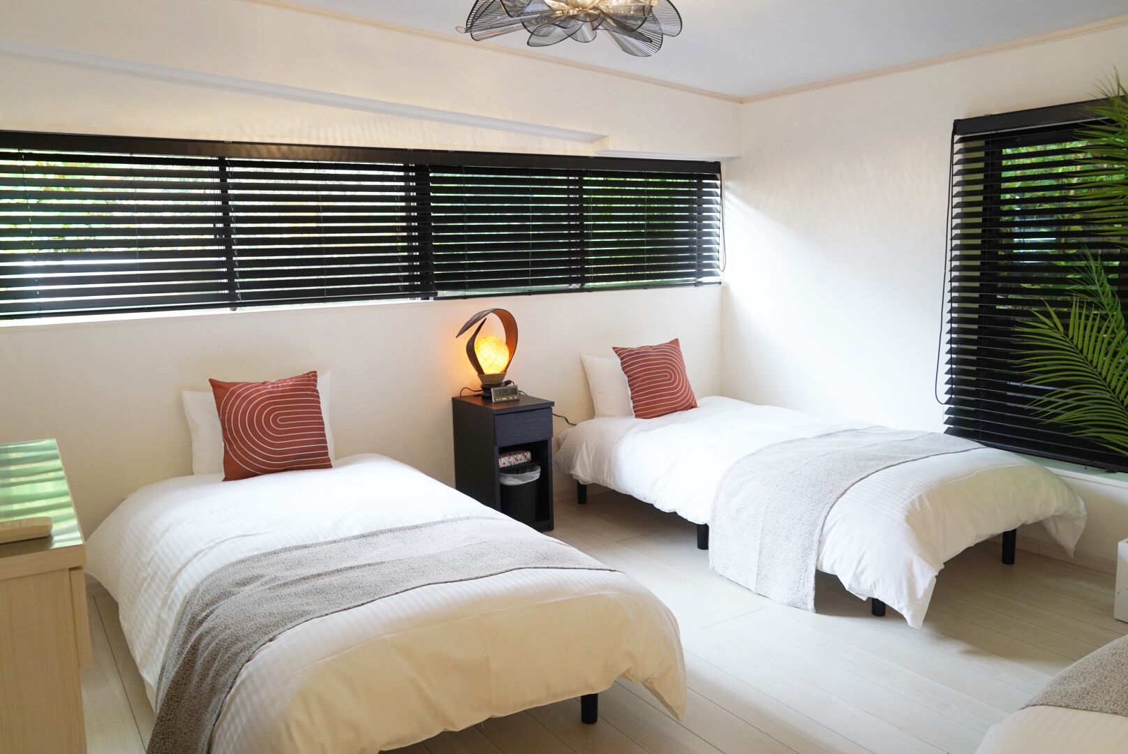 Free cots/infant beds, free WiFi, bed sheets