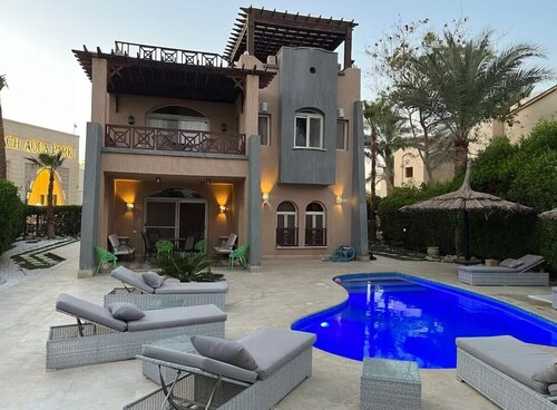 Sea Beach Edge Resort Private Villa With Pool in Nabq