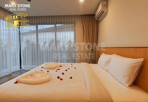 3 slaapkamers, een kluis op de kamer, gratis wifi, beddengoed