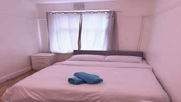 1 bedroom, desk, iron/ironing board, free WiFi