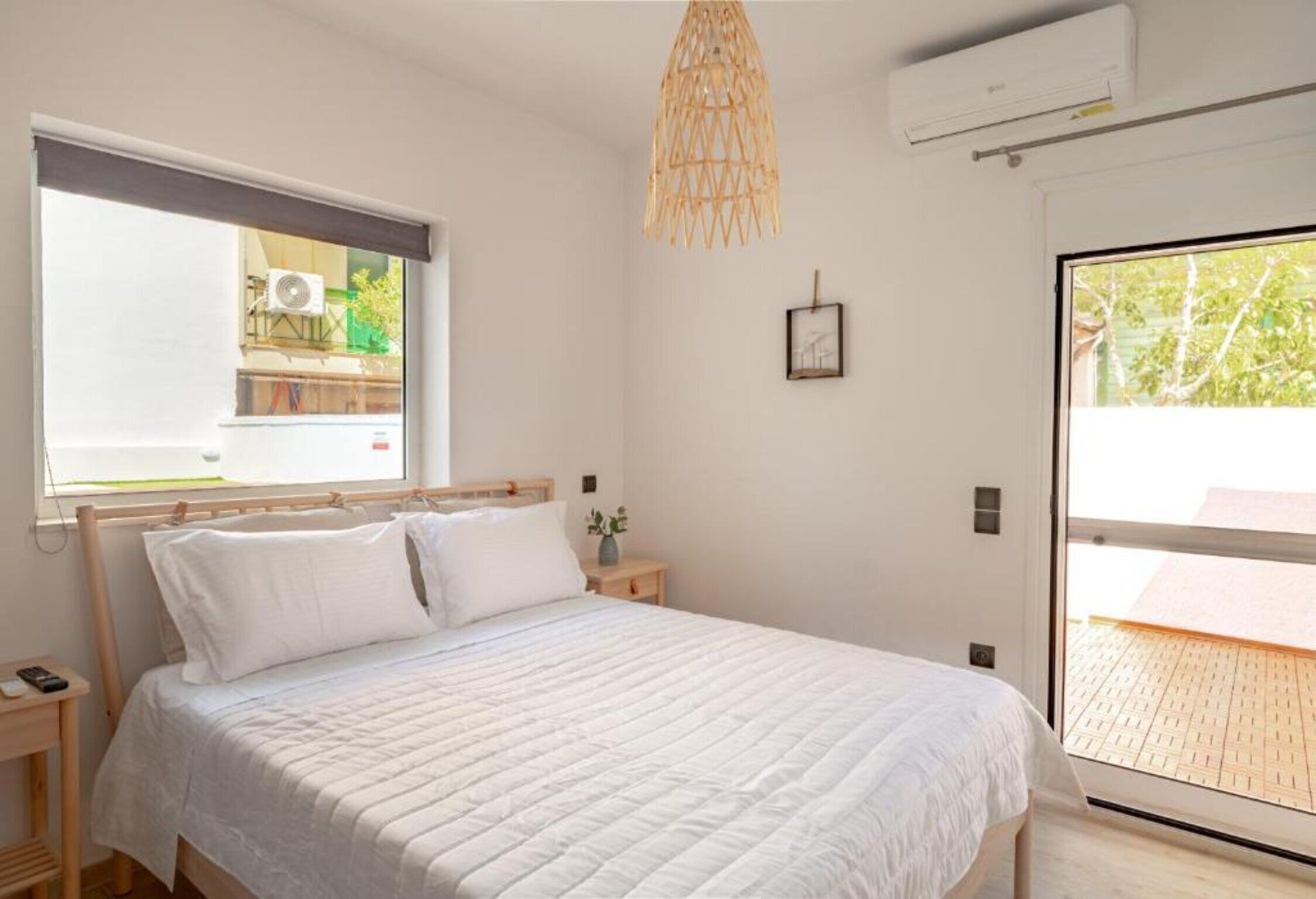 2 bedrooms, iron/ironing board, travel crib, free WiFi