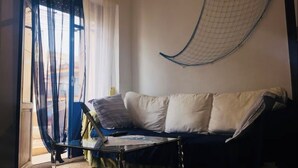 Interior - 10 MINUTES FROM THE RAMBLA (Alacant)