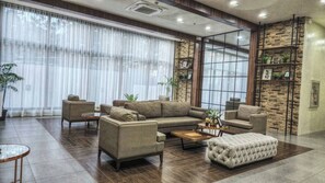Apartment, 1 Bedroom, Balcony | Living area