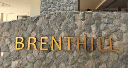 Unit 305 New Brenthill Condo With Balcony Near SM BGO