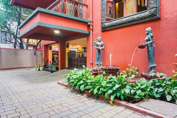 Reception - Super Townhouse Oak Prabhat Road (Pune)