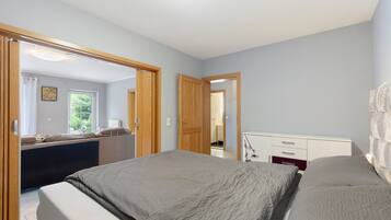 1 bedroom, WiFi, bed sheets