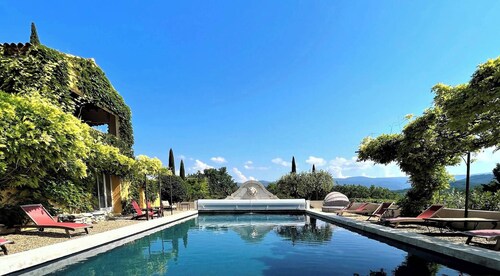 Le Mas Jorel – Luxury Pool Villa with Mountain View