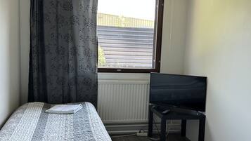 1 間睡房、熨斗/熨衫板、上網、床單