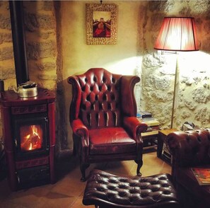 Living area - Borgo Tepolini Country House (Castel del Piano)