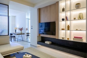 Suite - Fasma Suites Luxury Apartments in Piraeus (Piraeus)