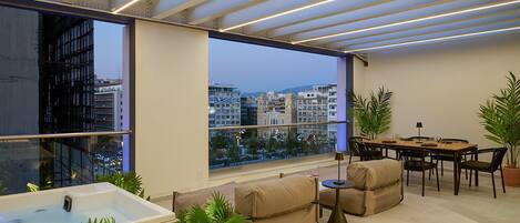 Apartamento, para fumantes | 9 quartos