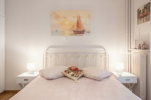 2 chambres, fer et planche à repasser, accès Internet, draps fournis