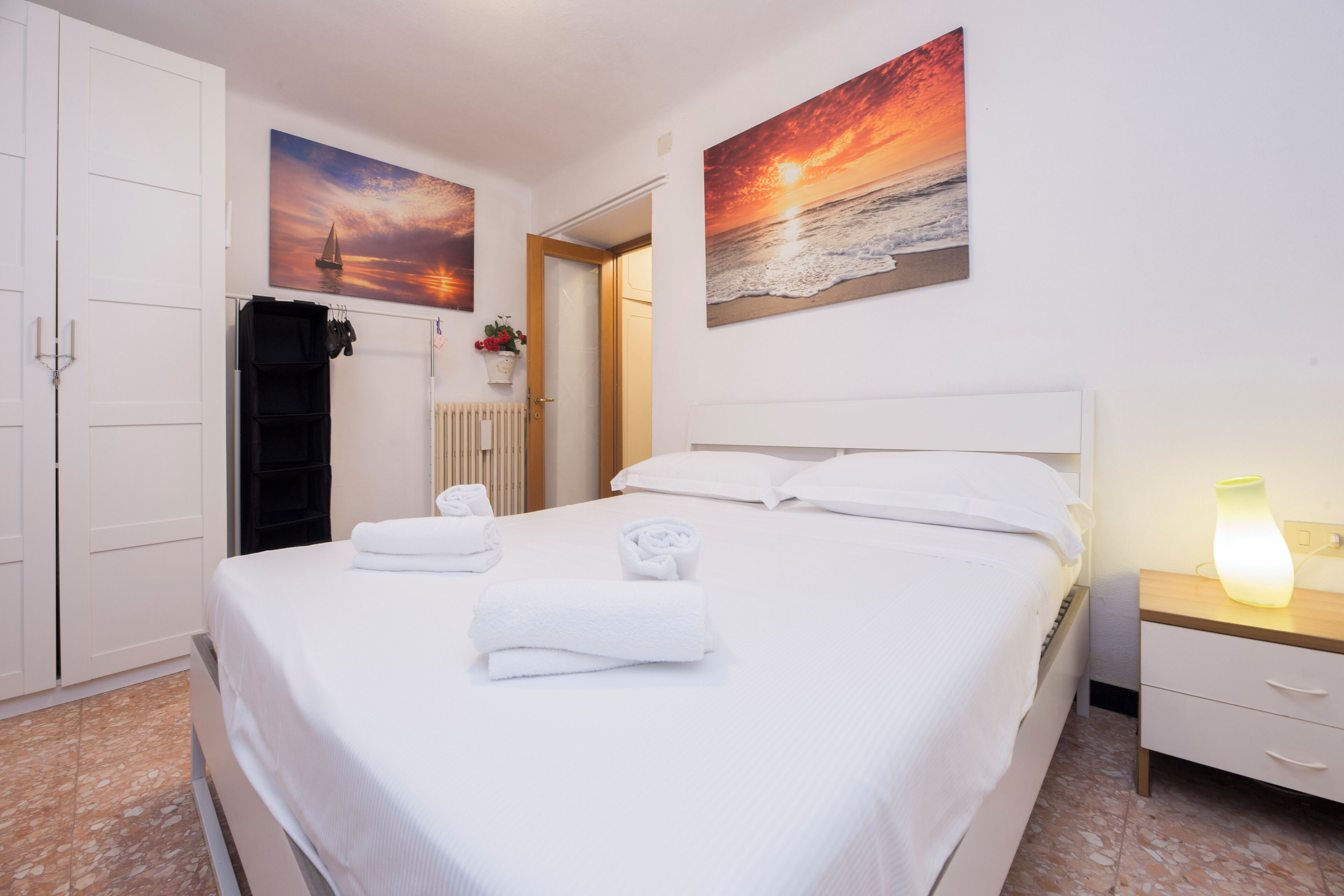 Appartamento, 2 camere da letto, terrazzo | Postazione laptop, Wi-Fi gratuito, lenzuola