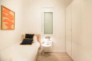 3 bedrooms, free WiFi, bed sheets