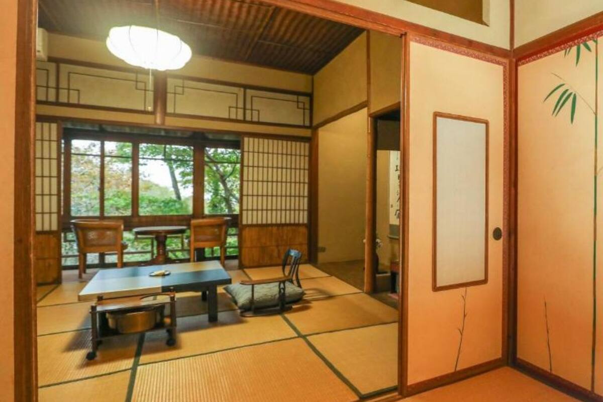 Standard Twin Room, Mountain View | In-room safe, free WiFi