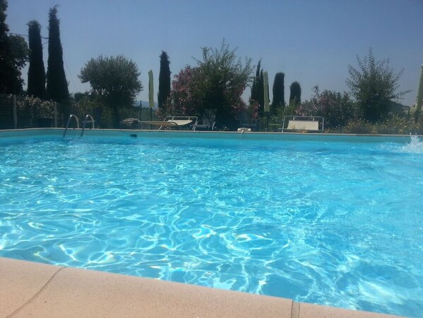 Udendørs pool