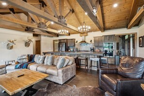 TV connectée, cheminée