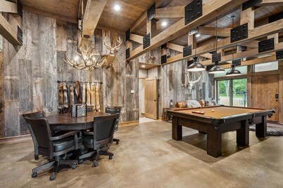 The Wilderness Lodge | Private 440-Acre Luxury Escape Outside of Kansas City