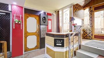 独立别墅 | 前台