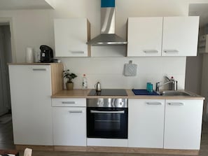 Four, plaque de cuisson