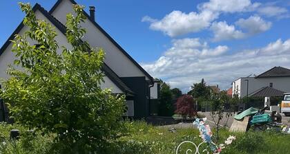 Ganzes Haus in Basel -Leymen charmanter Rückzugsort mit Ihren Tieren
