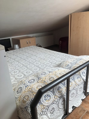 3 sovrum, strykjärn/strykbräda, gratis wi-fi och sängkläder