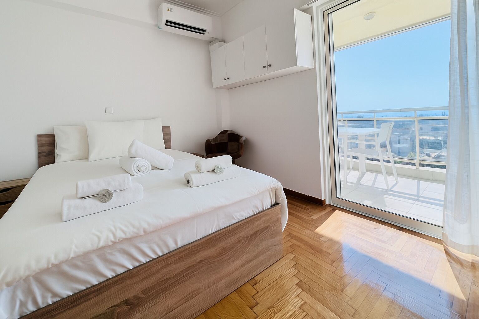 3 chambres, fer et planche à repasser, draps fournis