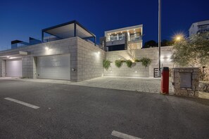 Exterior - Luxury Seaview Villa Rosciola (Crikvenica)