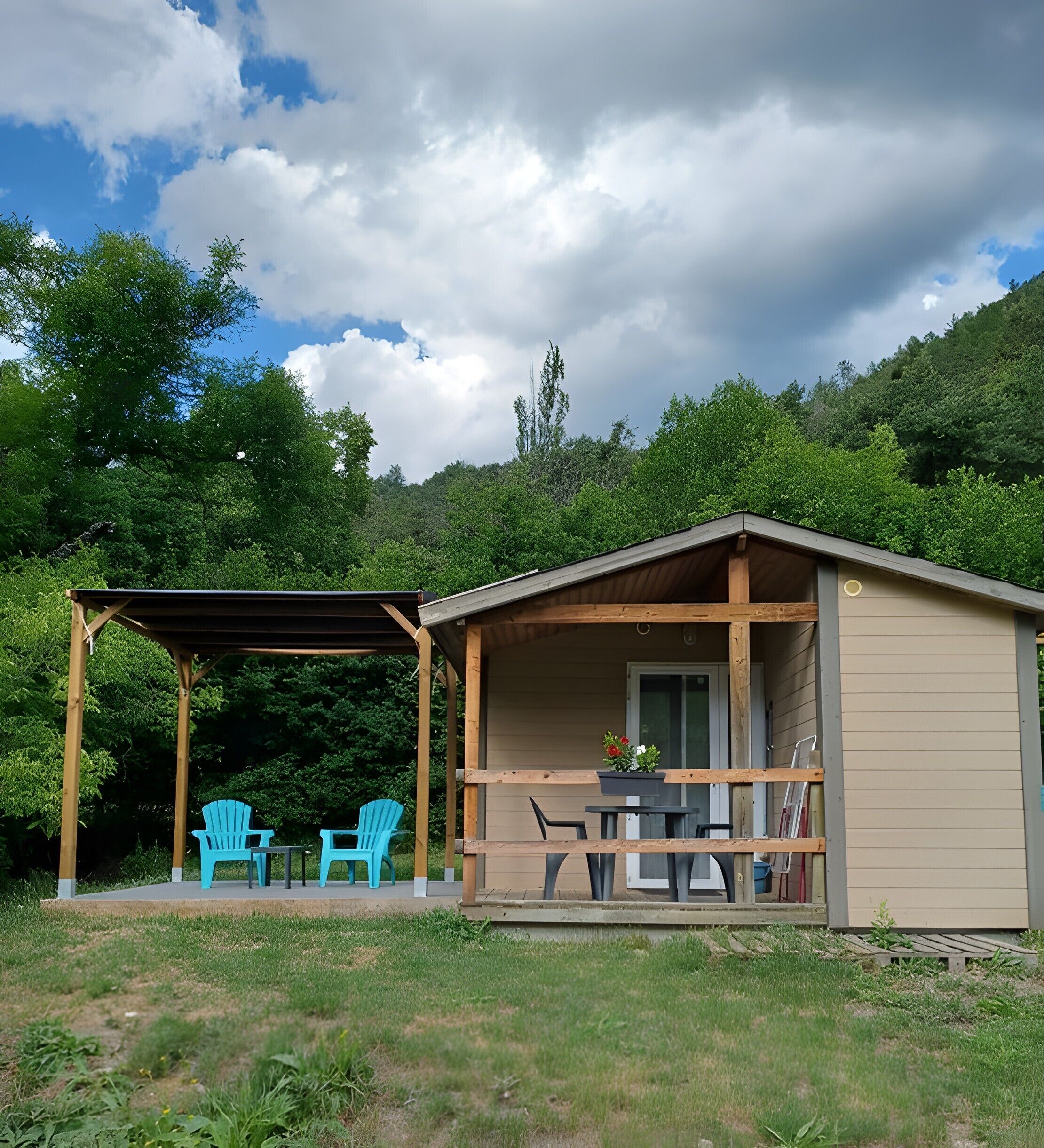 屋外ダイニングエリア