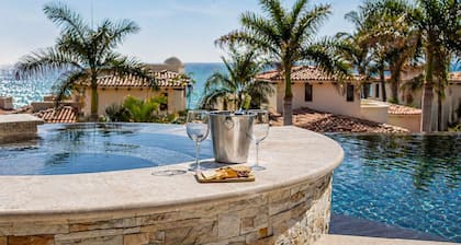 Luxurious Villa Ocean Views at Private Community!