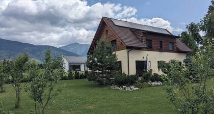 Eco clay & straw villa with mountain scenery