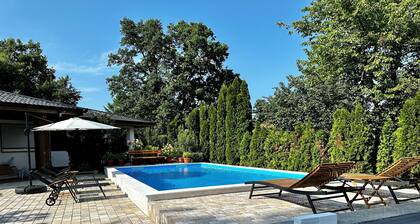 Villa Wood & Green SPA
