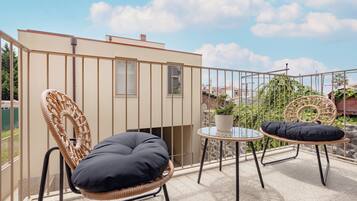 Family Apartment, 2 Bedrooms, Non Smoking | Balcony