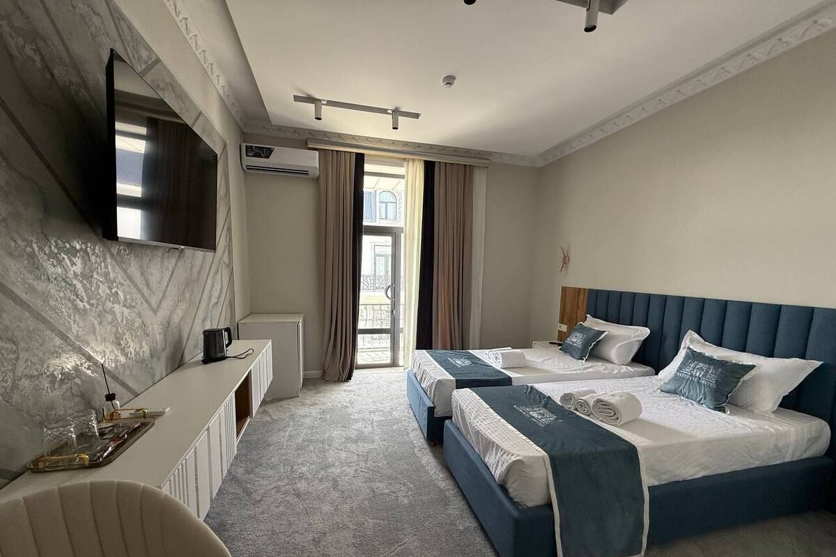 Deluxe Double or Twin Room | Blackout drapes, soundproofing, iron/ironing board (on request)