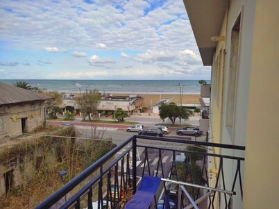 Pipo's House - Apartment in front of the sea