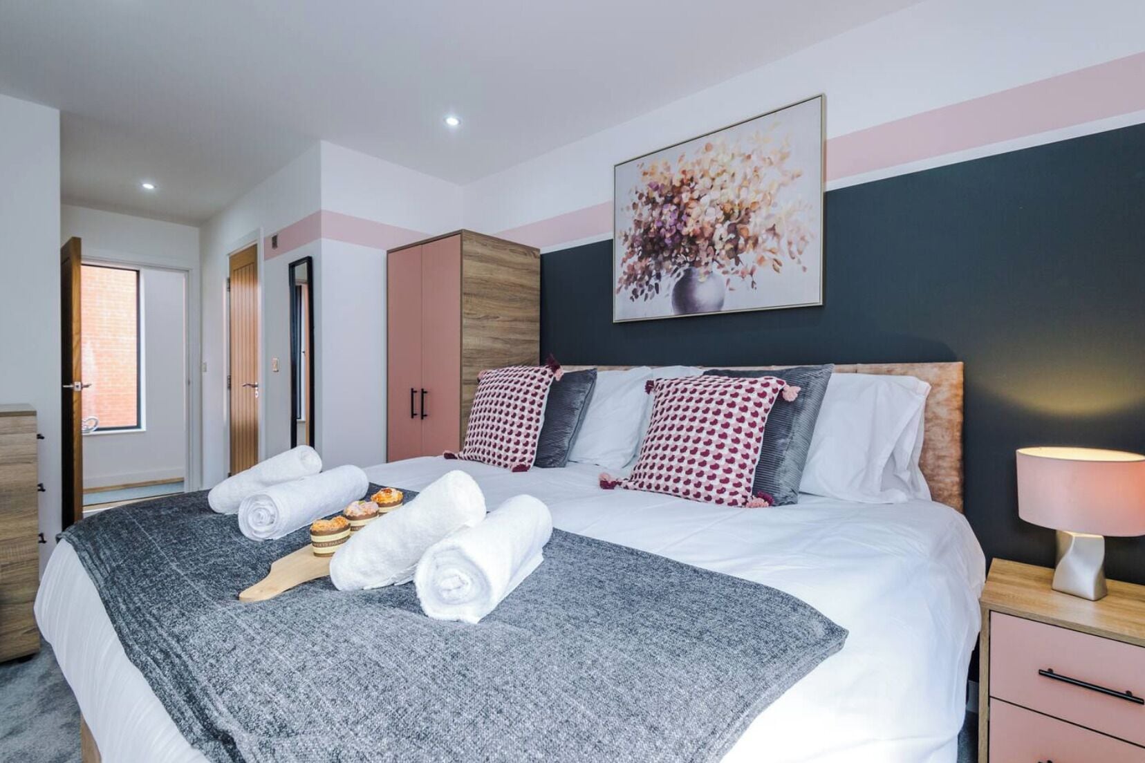 Apartment | Iron/ironing board, free WiFi