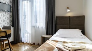 Enkeltrom, balkong, fjellutsikt | Strykejern/-brett