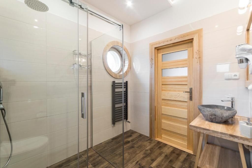 Junior Suite, Balcony | Iron/ironing board