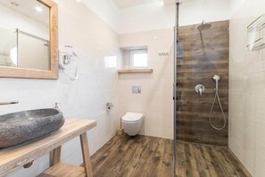Suite junior, balcón | Baño