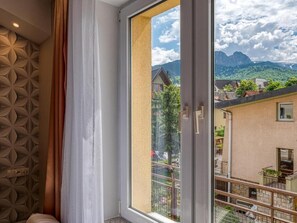 Double Room, Balcony, Mountain View | Iron/ironing board