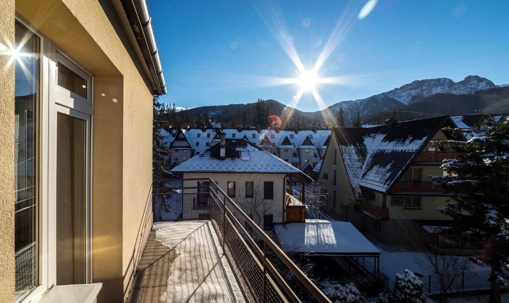 Double Room, Balcony, Mountain View | Iron/ironing board