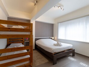 1 bedroom, travel crib, free WiFi