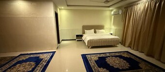 Sundas Lodge