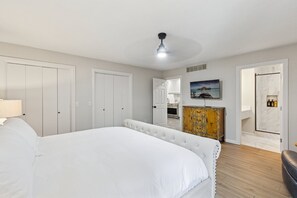 5 chambres, fer et planche à repasser, lit parapluie, Wi-Fi gratuit