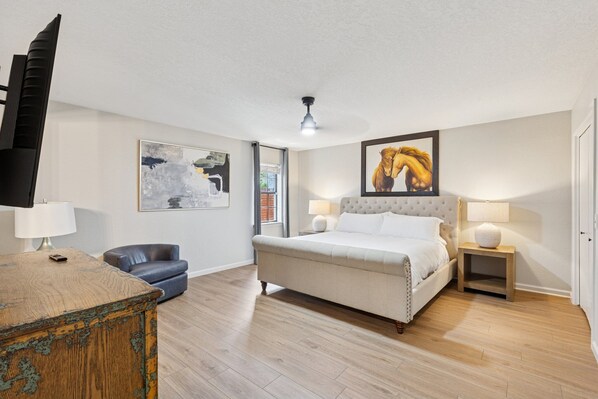 4 habitaciones, tabla de planchar con plancha y wifi gratis 