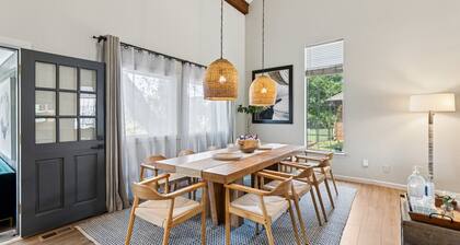 5BR Home | Hot Tub, Patio, Grill | Sleeps 14 #LW